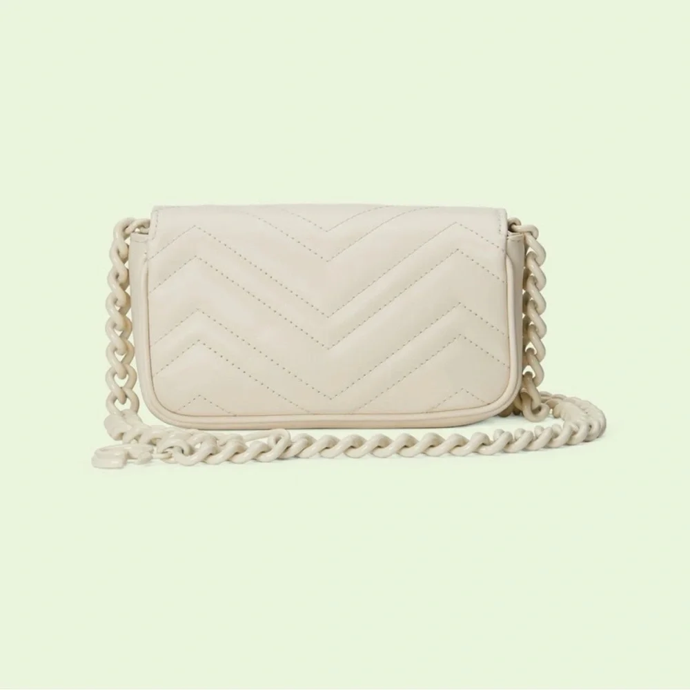 NIB Gucci Cream Quilted Crossbody/ belt Bag